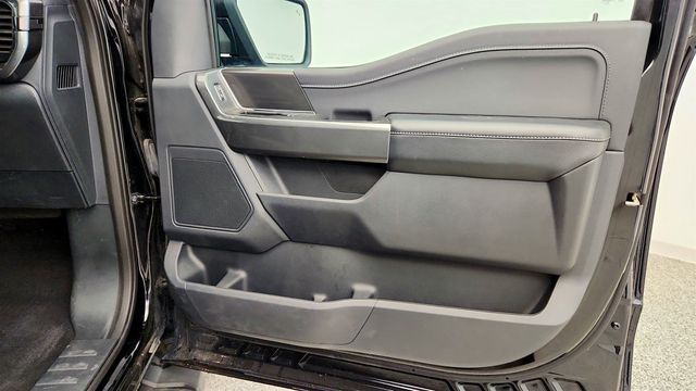 2023 Ford F-150 XLT 4WD SuperCrew 5.5' Box w/ 302A, PowerBoost, Black Appearance - 23029923 - 25