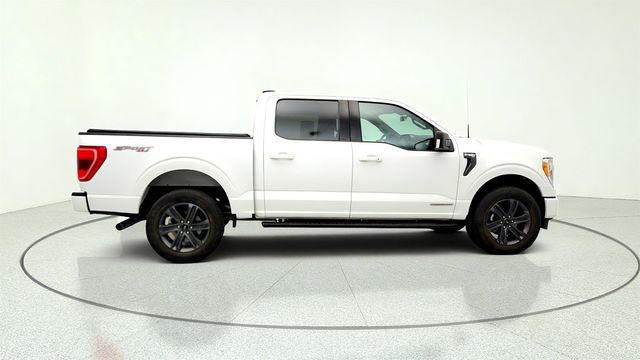 2023 Ford F-150 XLT 4WD SuperCrew 5.5' Box w/ 302A, PowerBoost & Max Trailer Tow - 23029264 - 3
