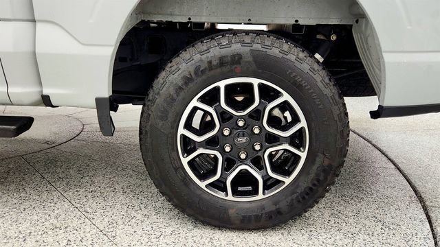 2023 Ford F-150 XLT 4WD SuperCrew 5.5' Box w/ Equipment 302A & 3.5L EcoBoost - 22960157 - 8
