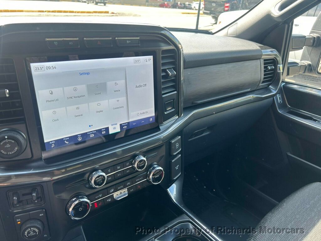 2023 Ford F-150 XLT photo 13