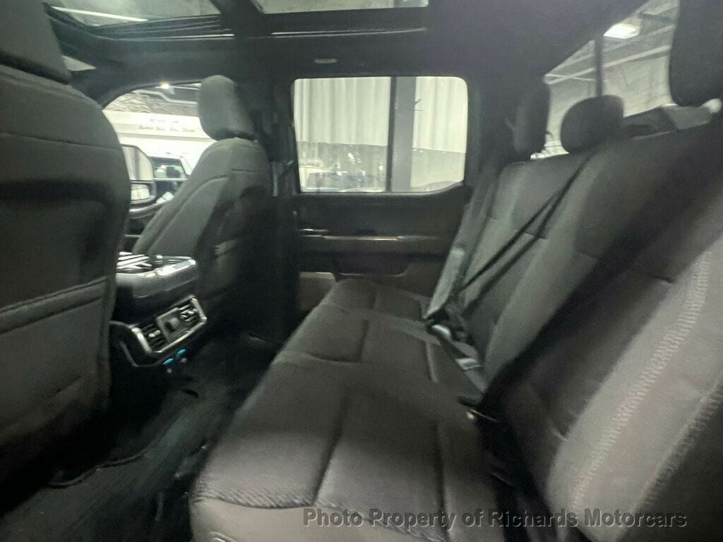 2023 Ford F-150 XLT photo 16