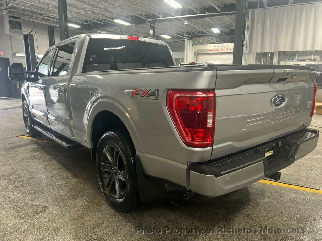 2023 Ford F-150 XLT photo 5