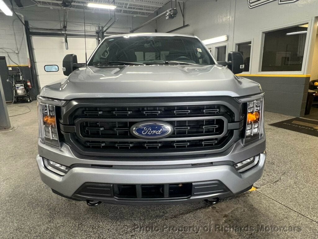 2023 Ford F-150 XLT photo 7