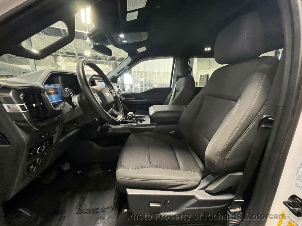 2023 Ford F-150 XLT photo 13