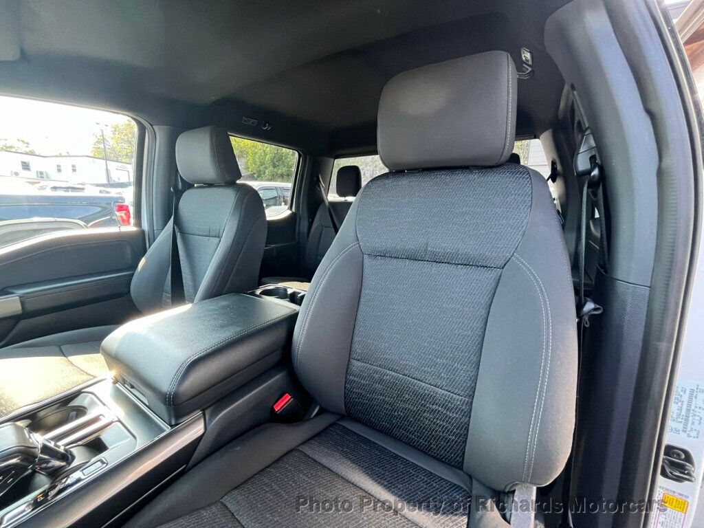 2023 Ford F-150 XLT photo 13