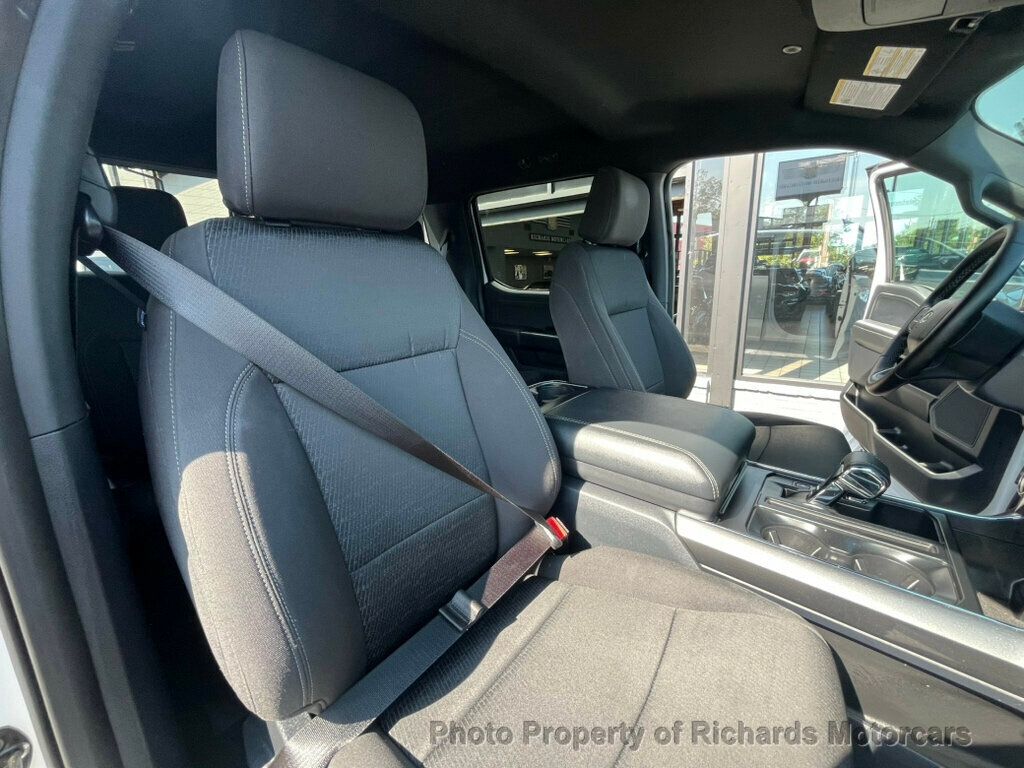 2023 Ford F-150 XLT photo 17