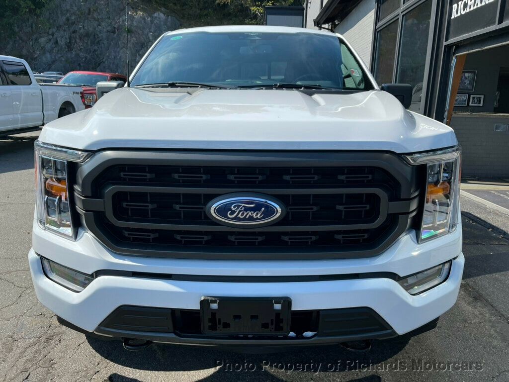 2023 Ford F-150 XLT photo 4