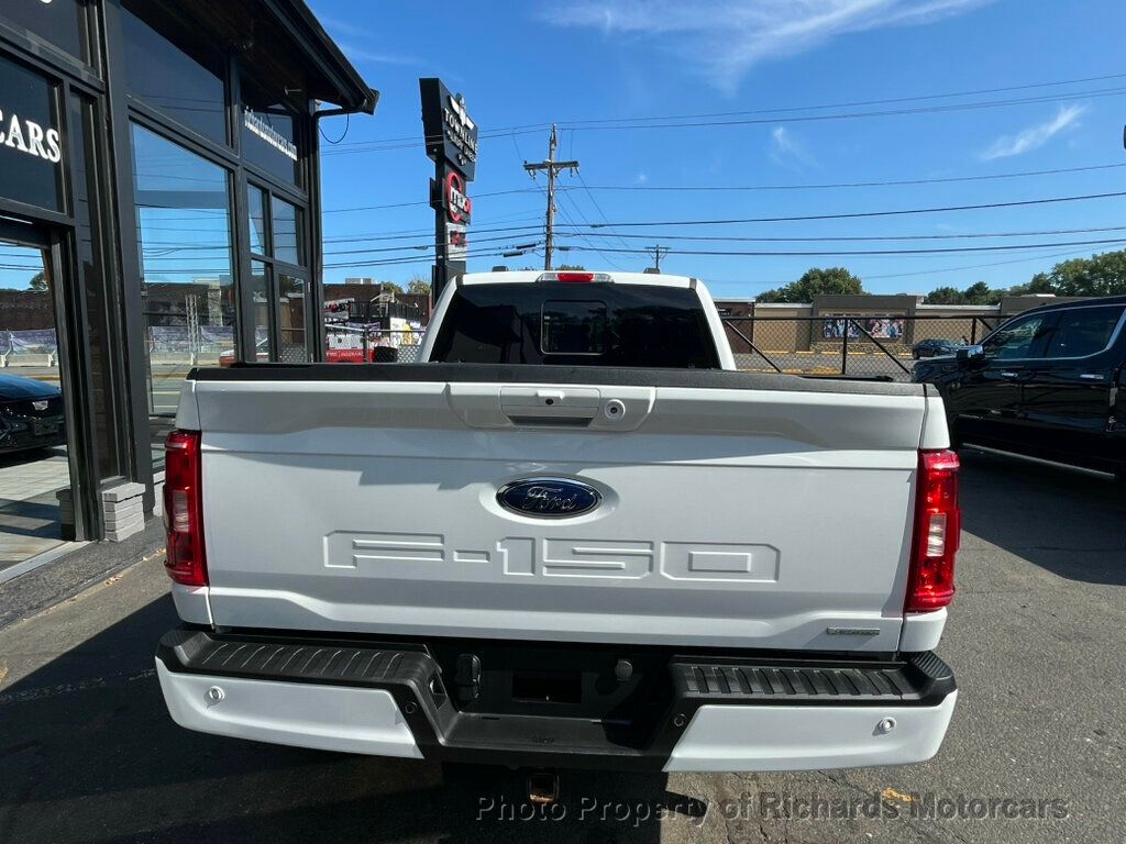 2023 Ford F-150 XLT photo 8