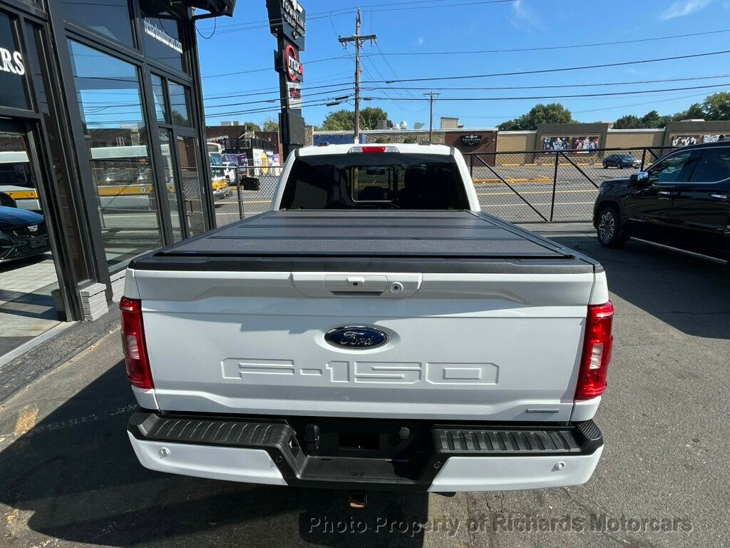2023 Ford F-150 XLT photo 9