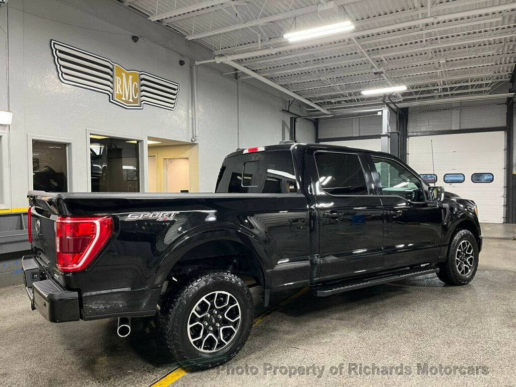 2023 Ford F-150 XLT photo 2