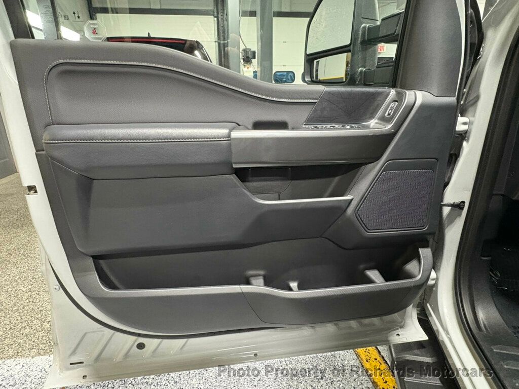 2023 Ford F-150 XLT 4WD SuperCrew 6.5' Box - 22973897 - 16