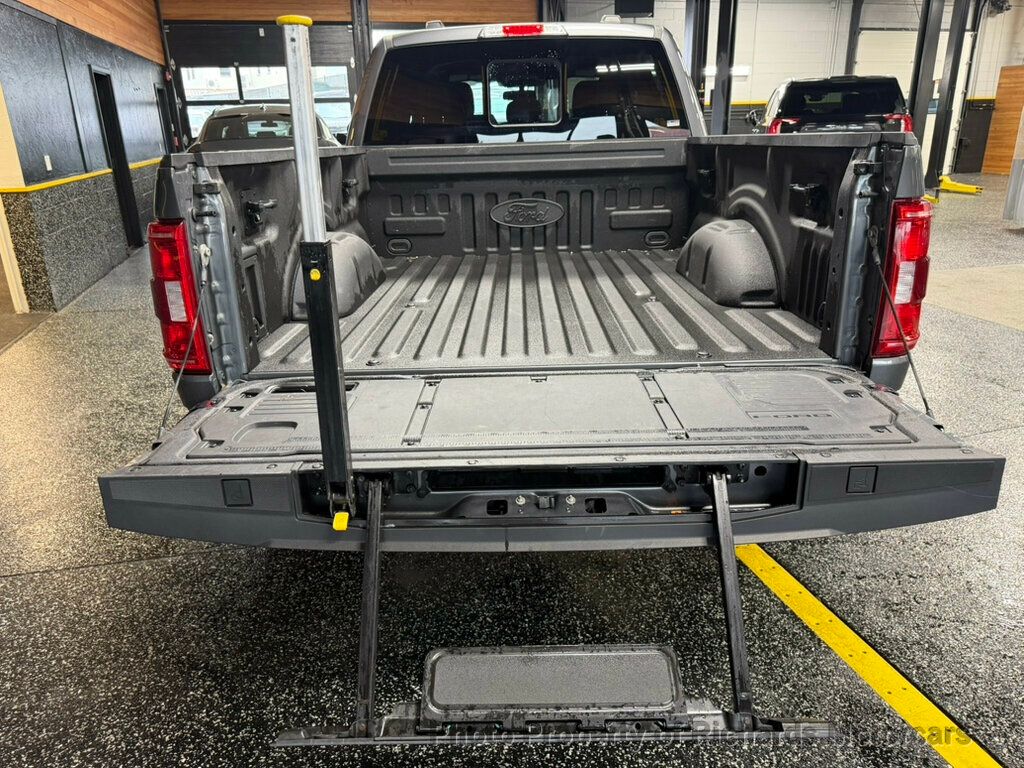 2023 Ford F-150 XLT 4WD SuperCrew 6.5' Box - 23033737 - 11
