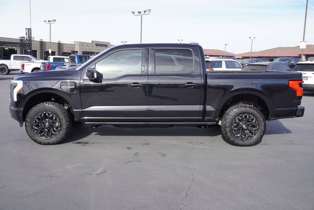 2023 Ford F-150 Lightning LARIAT - 22947096 - 1