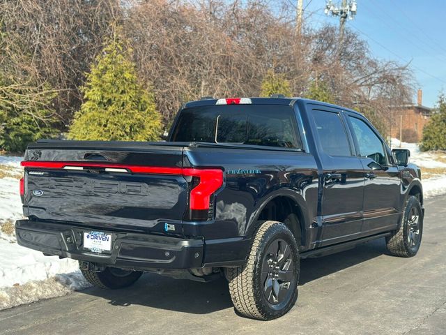 2023 Ford F-150 Lightning LARIAT 4WD SuperCrew 5.5' Box - 22976916 - 10