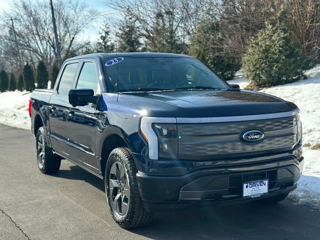 2023 Ford F-150 Lightning LARIAT 4WD SuperCrew 5.5' Box - 22976916 - 12