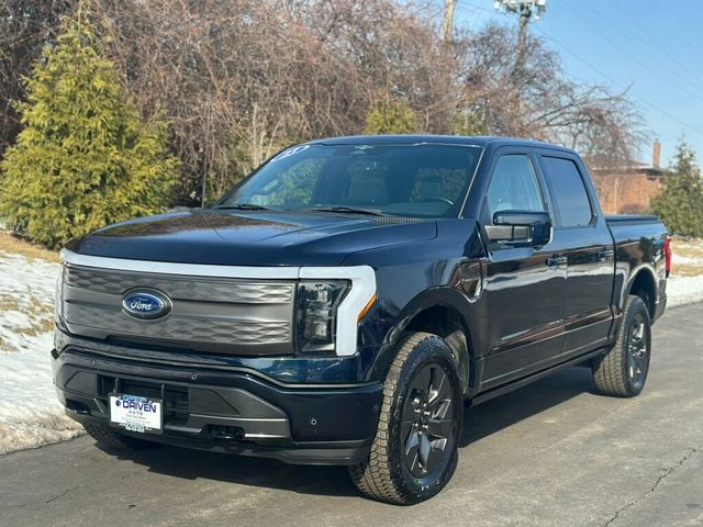 2023 Ford F-150 Lightning LARIAT 4WD SuperCrew 5.5' Box - 22976916 - 1