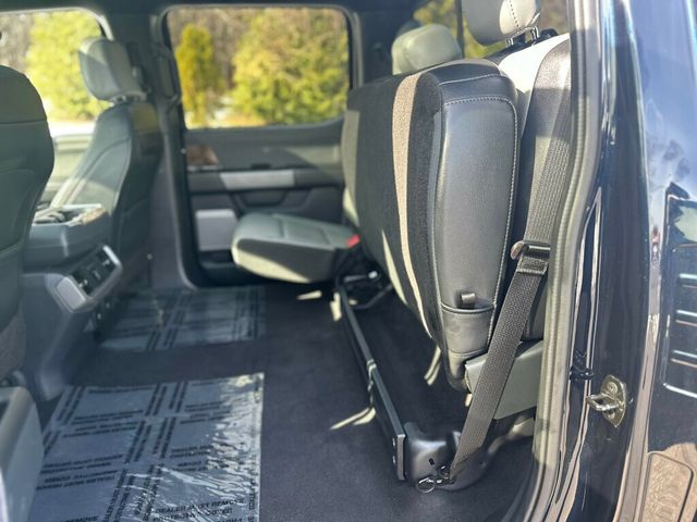 2023 Ford F-150 Lightning LARIAT 4WD SuperCrew 5.5' Box - 22976916 - 24