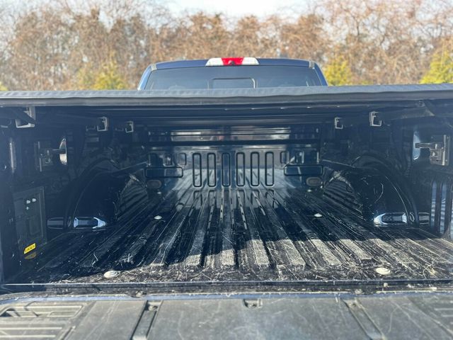 2023 Ford F-150 Lightning LARIAT 4WD SuperCrew 5.5' Box - 22976916 - 7