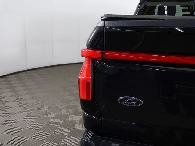 2023 Ford F-150 Lightning LARIAT 4WD SuperCrew 5.5' Box - 23033541 - 17