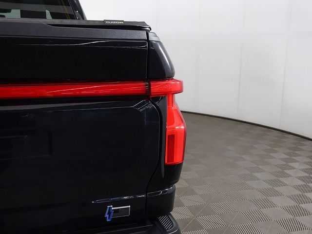 2023 Ford F-150 Lightning LARIAT 4WD SuperCrew 5.5' Box - 23033541 - 18