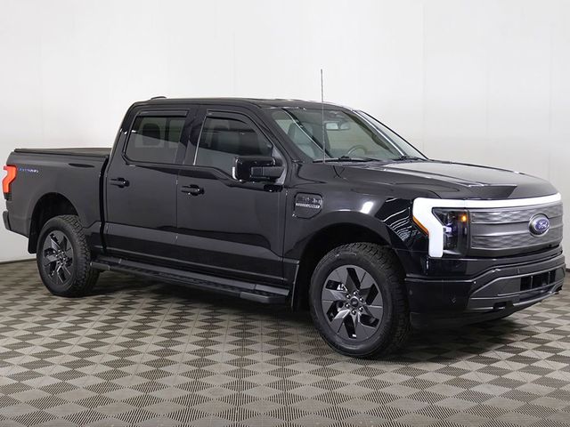 2023 Ford F-150 Lightning LARIAT 4WD SuperCrew 5.5' Box - 23033541 - 59