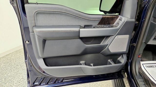 2023 Ford F-150 Lightning LARIAT 4WD SuperCrew 5.5' Box w/ BlueCruise, Tow Tech & Moonroof - 23083477 - 10
