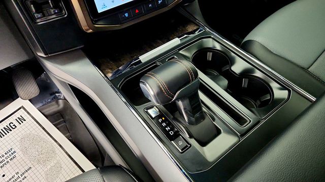 2023 Ford F-150 Lightning LARIAT 4WD SuperCrew 5.5' Box w/ BlueCruise, Tow Tech & Moonroof - 23083477 - 17