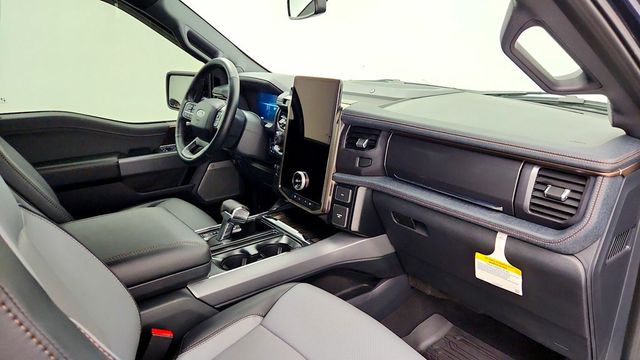 2023 Ford F-150 Lightning LARIAT 4WD SuperCrew 5.5' Box w/ BlueCruise, Tow Tech & Moonroof - 23083477 - 23