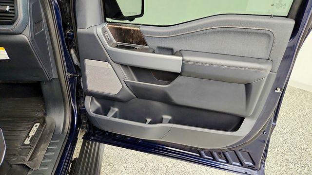 2023 Ford F-150 Lightning LARIAT 4WD SuperCrew 5.5' Box w/ BlueCruise, Tow Tech & Moonroof - 23083477 - 24