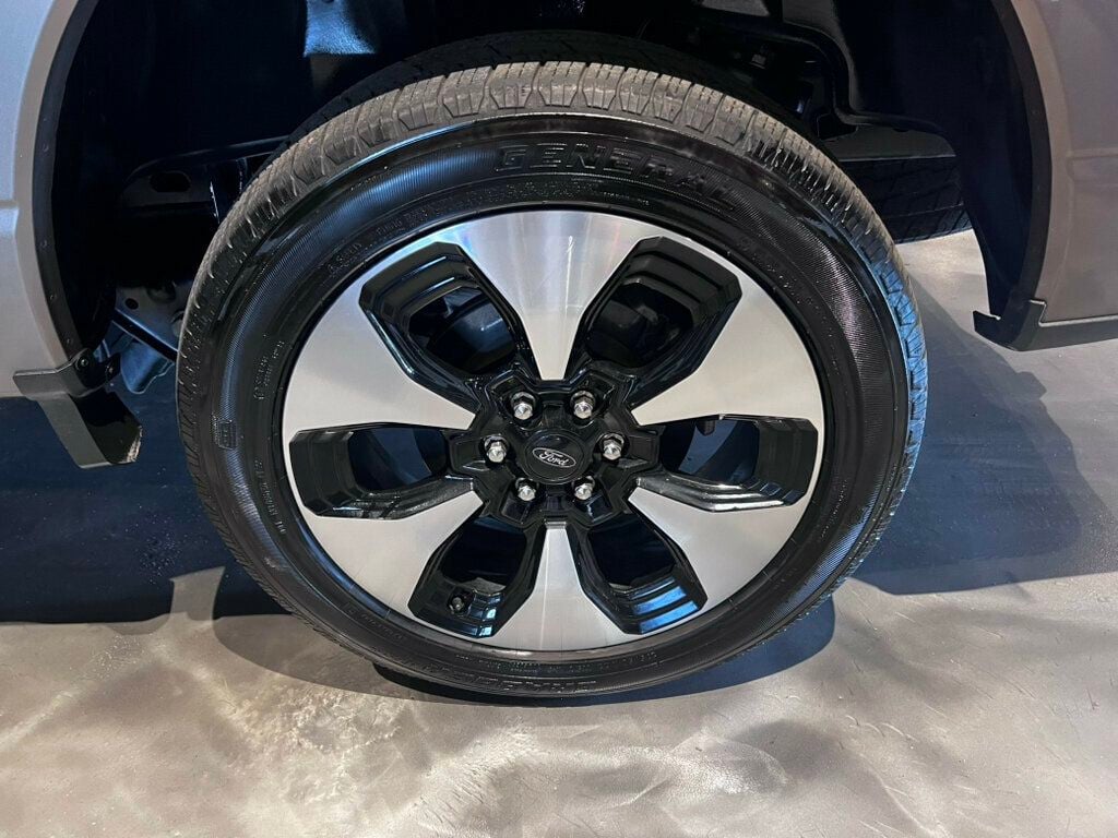 2023 Ford F-150 Lightning MSRP$99,799/ExtdRangeBattery/B&OSound/NirvanaSeats/Moonroof - 23065757 - 10