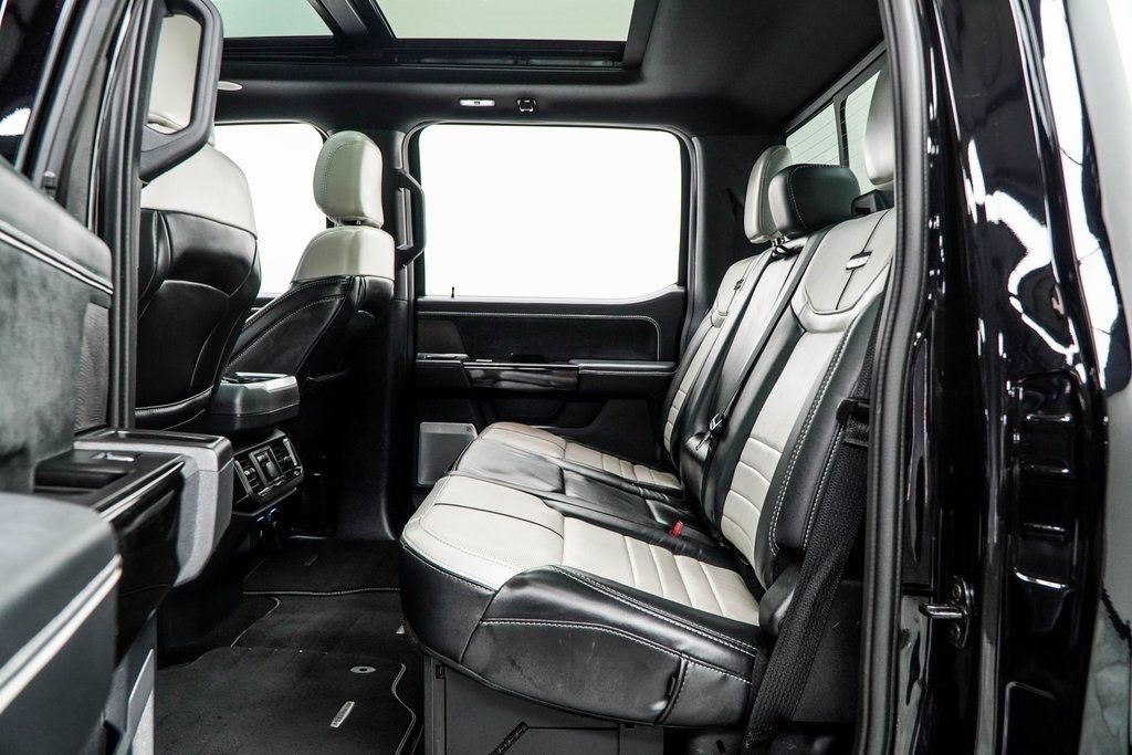 2023 Ford F-150 Lightning Platinum photo 42