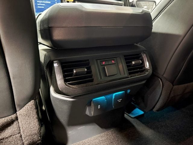 2023 Ford F-150 Lightning Platinum 4WD SuperCrew 5.5' Box - 22920165 - 43