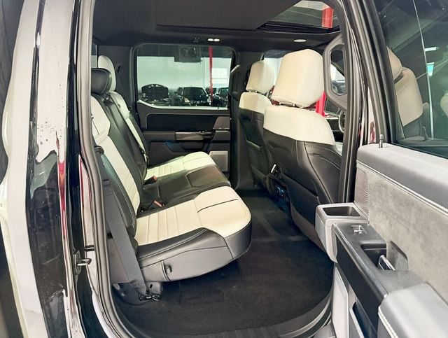 2023 Ford F-150 Lightning Platinum 4WD SuperCrew 5.5' Box - 22920165 - 52