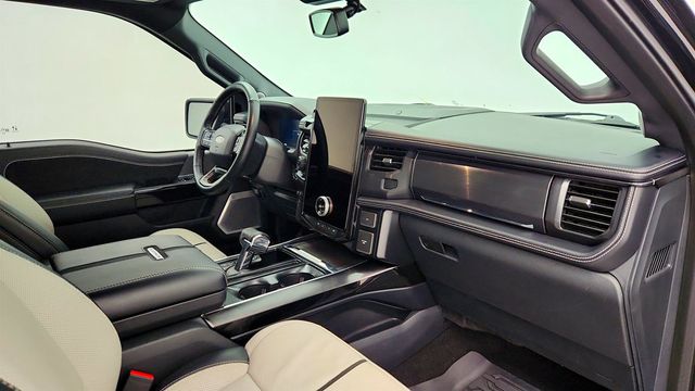 2023 Ford F-150 Lightning Platinum 4WD SuperCrew 5.5' Box - 23003341 - 25