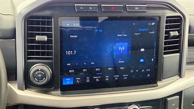 2023 Ford F-150 Lightning Pro 4WD SuperCrew 5.5' Box with Tow Technology Package - 22986835 - 17