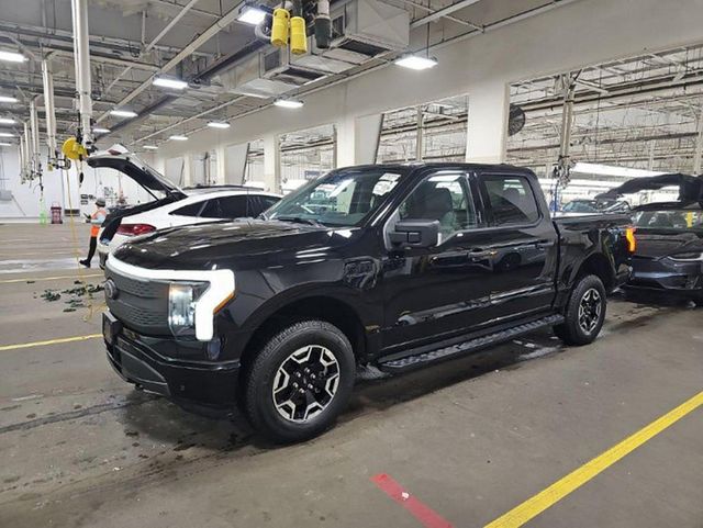 2023 Ford F-150 Lightning XLT 4WD SuperCrew 5.5' Box - 23007876 - 1