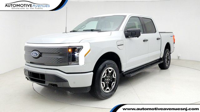 2023 Ford F-150 Lightning XLT 4WD SuperCrew 5.5' Box - 22944176 - 0