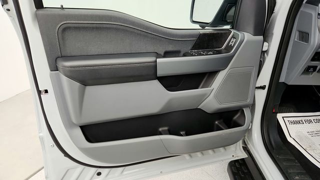 2023 Ford F-150 Lightning XLT 4WD SuperCrew 5.5' Box - 22944176 - 9