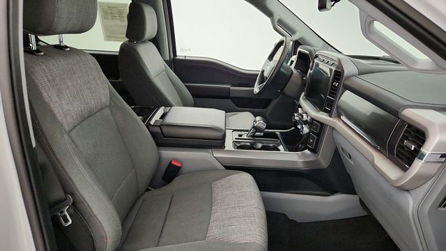 2023 Ford F-150 Lightning XLT 4WD SuperCrew 5.5' Box - 22944176 - 22