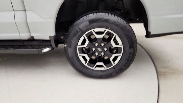 2023 Ford F-150 Lightning XLT 4WD SuperCrew 5.5' Box - 22944176 - 8