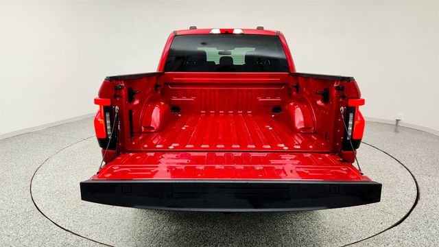 2023 Ford F-150 Lightning XLT 4WD SuperCrew 5.5' Box - 22968684 - 21