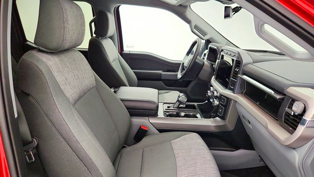 2023 Ford F-150 Lightning XLT 4WD SuperCrew 5.5' Box - 22968684 - 23