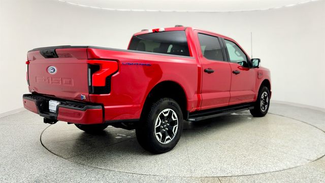 2023 Ford F-150 Lightning XLT 4WD SuperCrew 5.5' Box - 22968684 - 4