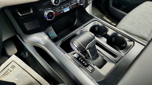 2023 Ford F-150 Lightning XLT 4WD SuperCrew 5.5' Box - 23005647 - 15