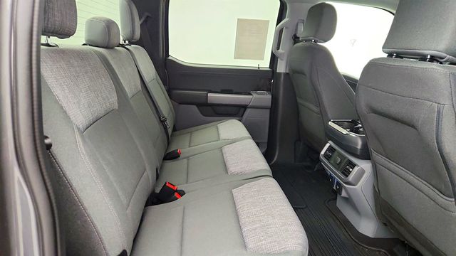 2023 Ford F-150 Lightning XLT 4WD SuperCrew 5.5' Box - 23005647 - 22