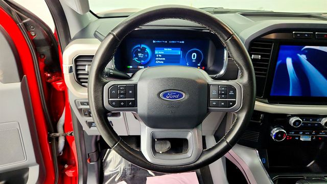 2023 Ford F-150 Lightning XLT 4WD SuperCrew 5.5' Box - 23026271 - 12