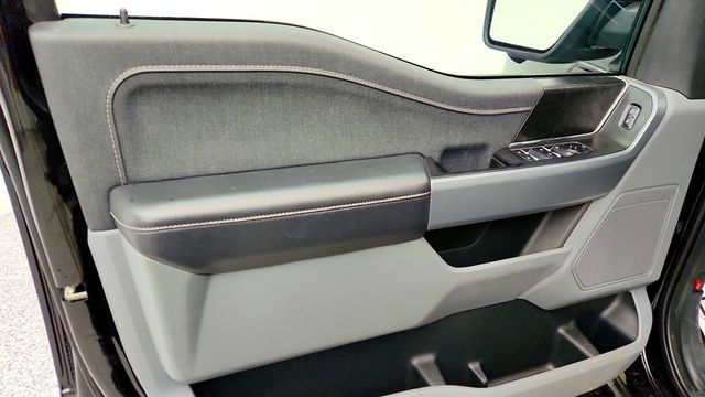 2023 Ford F-150 Lightning XLT 4WD SuperCrew 5.5' Box (240-mile range) - 22981295 - 9