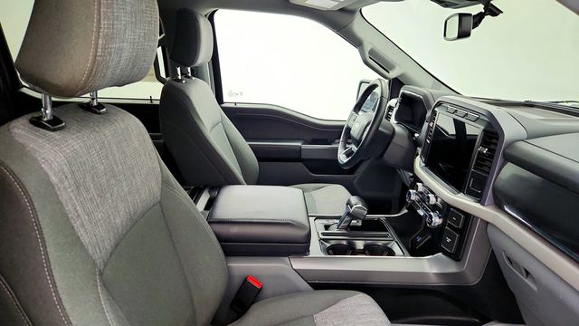 2023 Ford F-150 Lightning XLT 4WD SuperCrew 5.5' Box (240-mile range) - 22981295 - 22