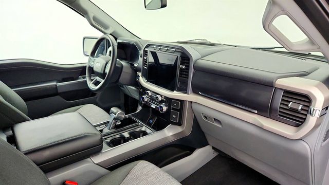 2023 Ford F-150 Lightning XLT 4WD SuperCrew 5.5' Box (240-mile range) - 22981295 - 23