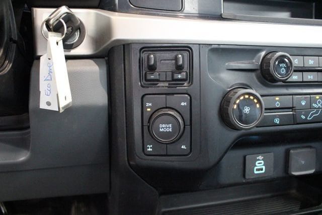 2023 Ford F-250 XL - 23077200 - 29